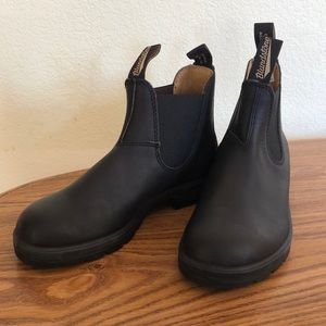 Blundstone boots 558